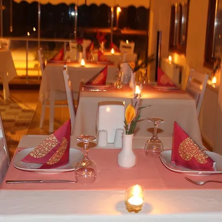 Tramonto Otel *